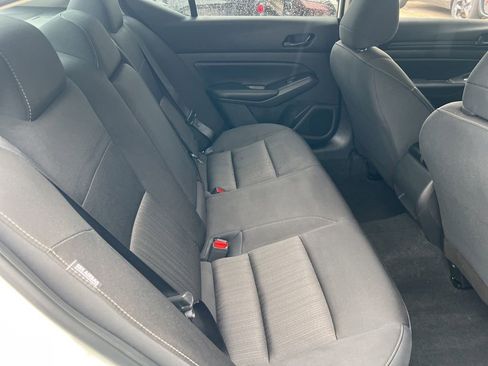 Certified 2024 Nissan Altima 2.5 S FWD image 12