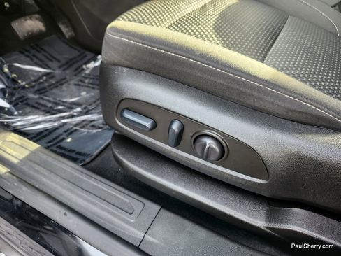 Used 2023 GMC Acadia SLE w/ Driver Convenience Package image 29