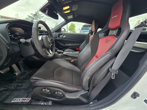 Used 2024 Nissan Z NISMO w/ Floor Mat Package RWD image 18