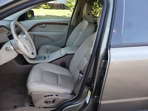 Used 2009 Volvo XC70 T6 image 19