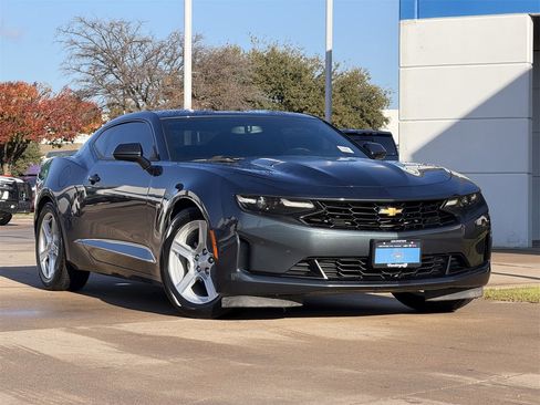 Certified 2021 Chevrolet Camaro LT image 2