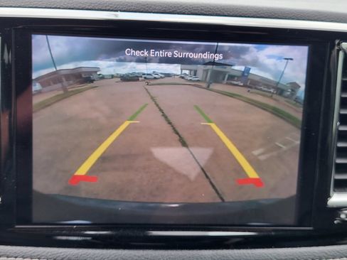 Used 2023 Chrysler Pacifica Limited FWD image 18