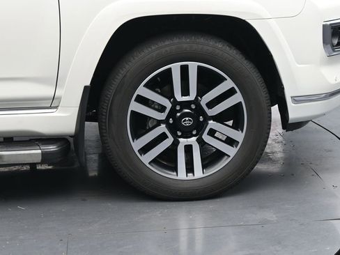 Used 2023 Toyota 4Runner Limited AWD/4WD image 11