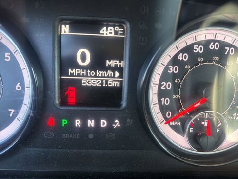 Used 2024 RAM 1500 Classic SLT image 7