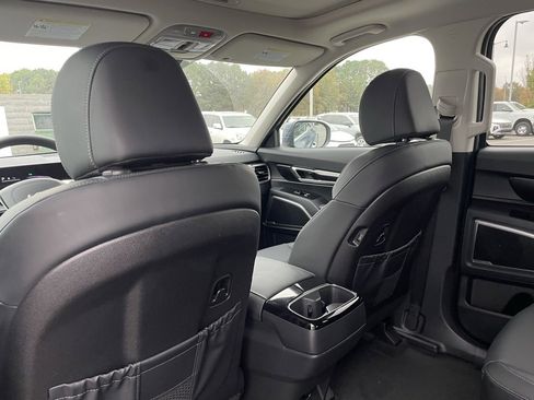 New 2025 Kia Telluride S image 29