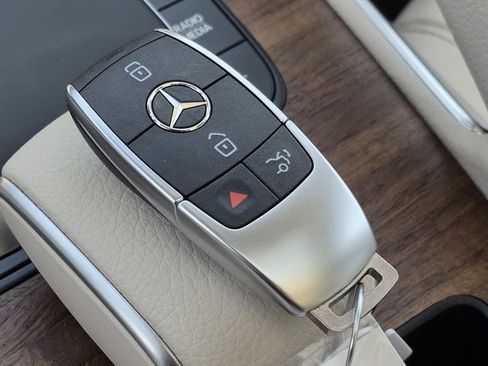 Certified 2026 Mercedes-Benz GLE 450 GLE 450 image 37