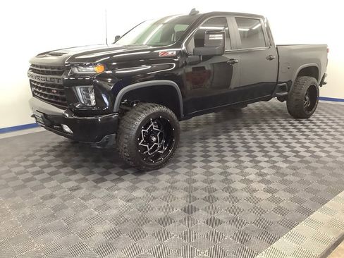 Used 2022 Chevrolet Silverado 2500 LT w/ Midnight Edition AWD/4WD image 1