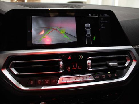 Used 2022 BMW 430i Gran Coupe w/ M Sport Package RWD image 17
