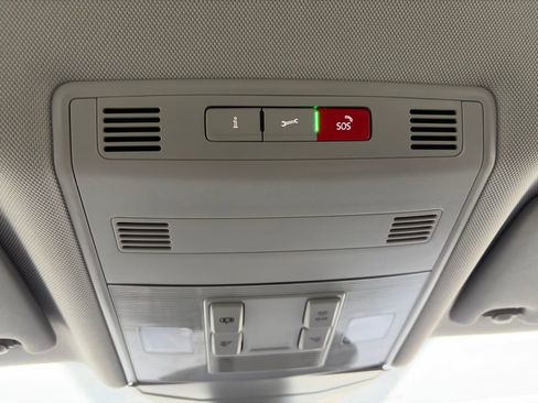 Used 2025 Volkswagen Jetta S image 21