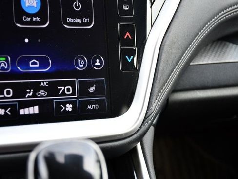 Used 2024 Subaru Outback Premium AWD/4WD image 14