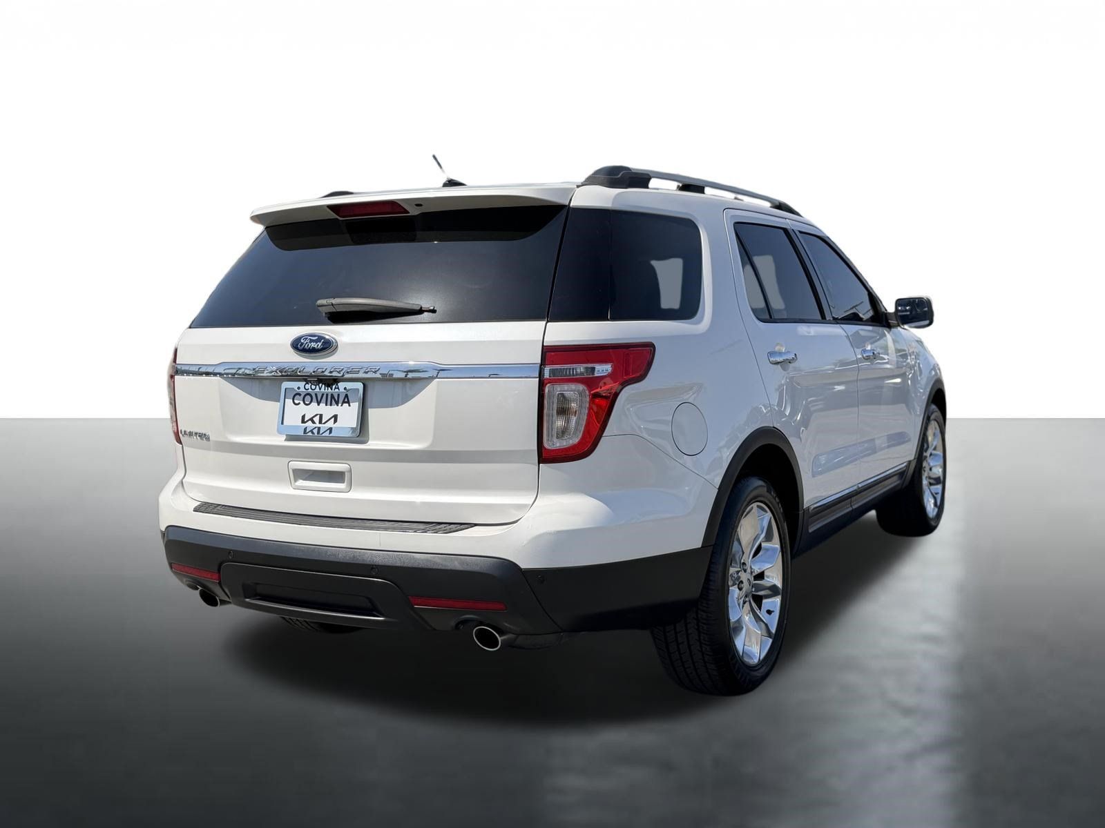 Used 2015 Ford Explorer Limited w/ Equipment Group 301A FWD image 8
