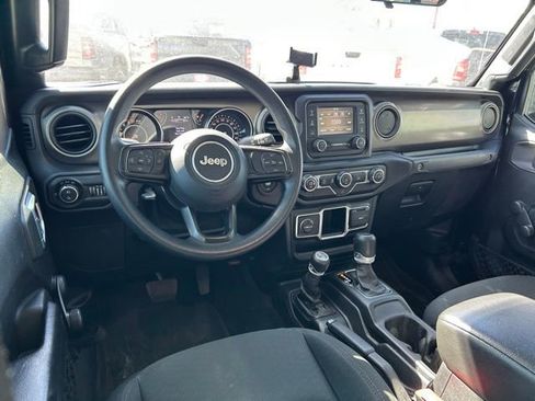 Used 2020 Jeep Gladiator Sport w/ Trailer Tow Package image 23