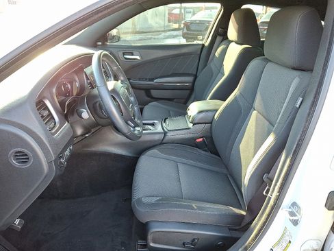 Used 2018 Dodge Charger SXT Plus w/ Blacktop Package image 13