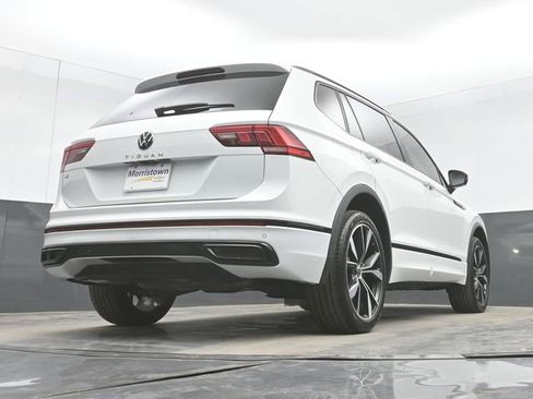 Used 2022 Volkswagen Tiguan SE R-Line FWD image 44