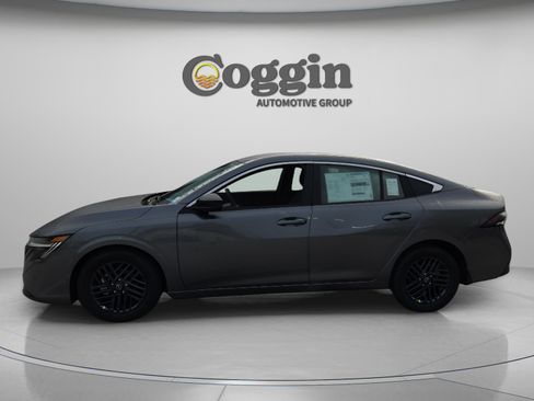 New 2026 Nissan Sentra SV w/ Floor Mat Package FWD image 2