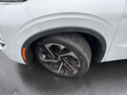 Used 2022 Mitsubishi Outlander SEL image 10