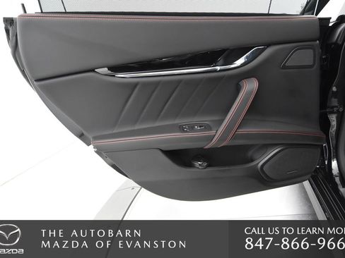 Used 2022 Maserati Quattroporte Modena Q4 image 58