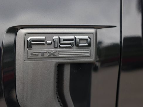 Used 2022 Ford F150 XL w/ STX Black Appearance Package AWD/4WD image 24