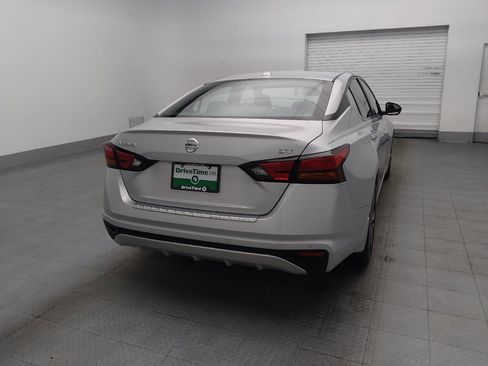Used 2022 Nissan Altima 2.5 SV FWD image 7