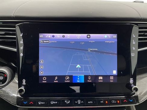 Used 2022 Jeep Wagoneer Series III w/ Convenience Group I image 28