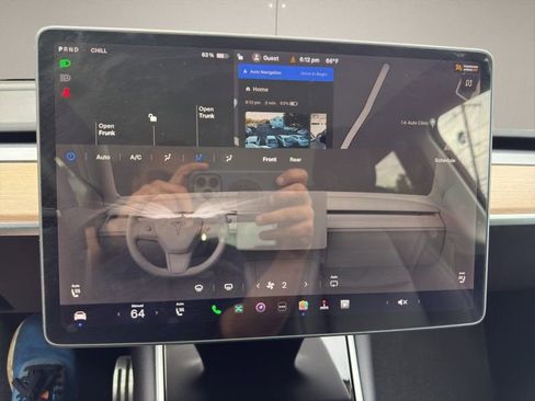 Used 2020 Tesla Model Y Long Range image 17