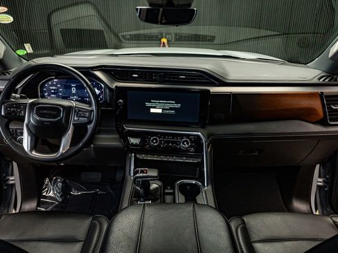 Used 2025 GMC Sierra 1500 Denali w/ Technology Package image 19