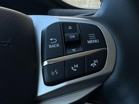 New 2026 Ford Explorer Active w/ Active Comfort Package RWD image 10