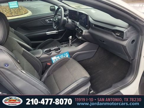 Used 2024 Ford Mustang Coupe RWD image 12