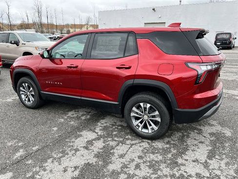 New 2026 Chevrolet Equinox LT image 3