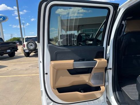 Used 2024 Ford F350 Lariat w/ Chrome Package AWD/4WD image 16