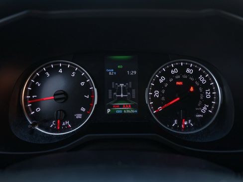 Used 2022 Toyota RAV4 XLE image 28