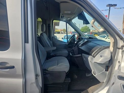 Used 2016 Ford Transit 350 XLT RWD image 9