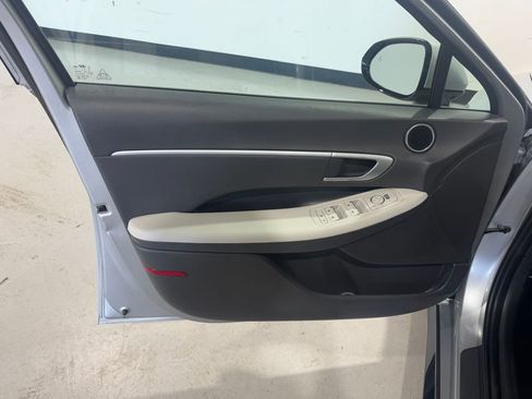 Used 2025 Hyundai Sonata SEL FWD image 13