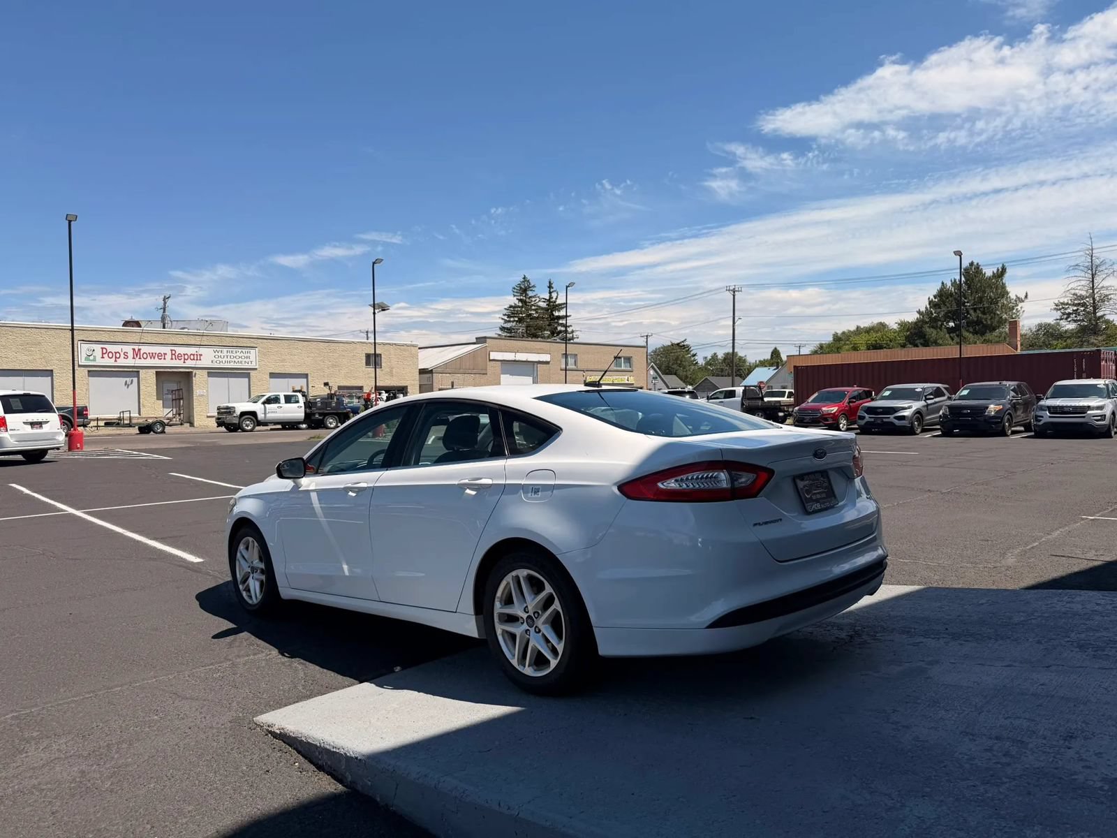Used 2013 Ford Fusion SE FWD image 5