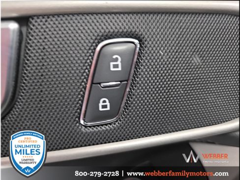Used 2024 Ford Explorer XLT w/ Equipment Group 202A AWD/4WD image 19
