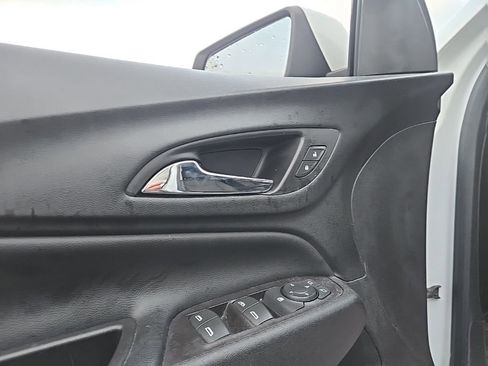 Used 2019 Chevrolet Equinox LT image 13