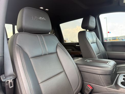 Used 2020 Chevrolet Silverado 2500 High Country AWD/4WD image 26