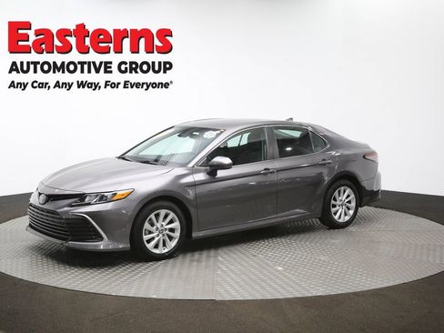 Used 2023 Toyota Camry LE image 56