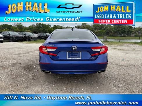 Used 2021 Honda Accord Sport image 9