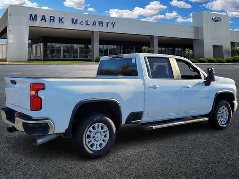 Used 2024 Chevrolet Silverado 2500 LT image 4