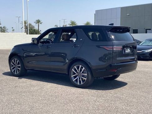 New 2025 Land Rover Discovery Dynamic SE AWD/4WD image 19
