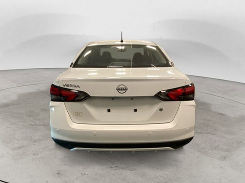 Used 2025 Nissan Versa S w/ Trunk Package FWD image 5
