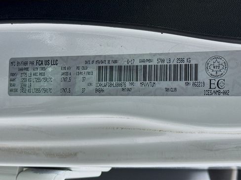 Used 2017 Jeep Wrangler Unlimited Rubicon w/ Quick Order Package 24Z Recon image 37