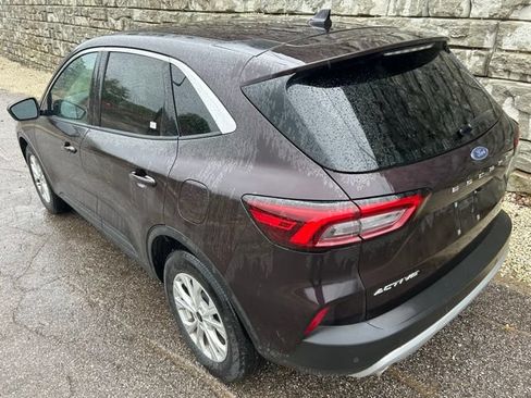 Used 2023 Ford Escape Active w/ Tech Pack #2 FWD image 4