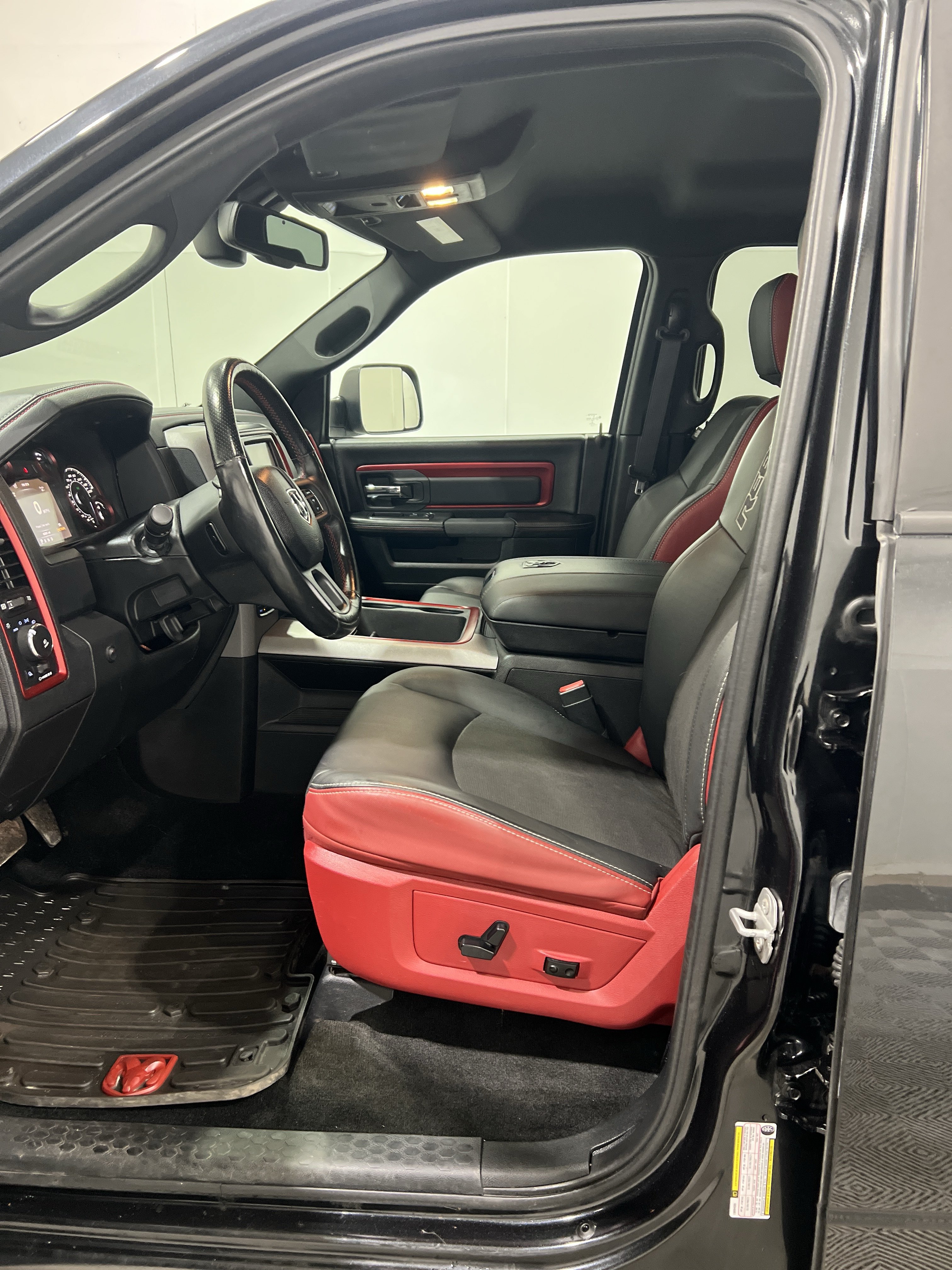 Used 2016 RAM 1500 Rebel w/ Luxury Group AWD/4WD image 13