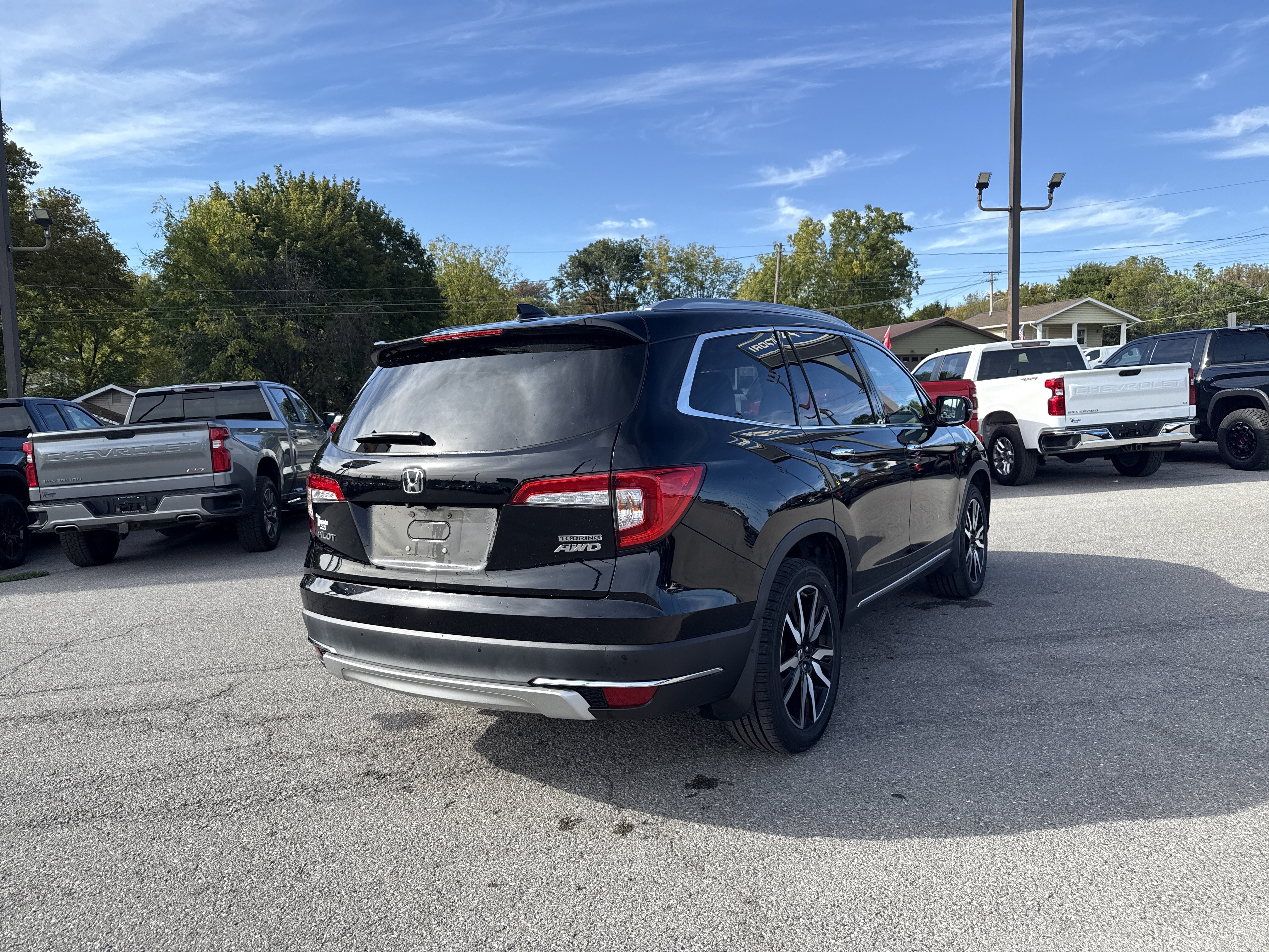 Used 2022 Honda Pilot Touring image 3