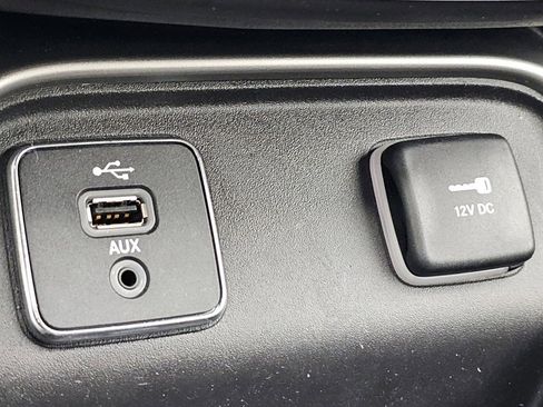 Used 2018 Jeep Compass Latitude image 12