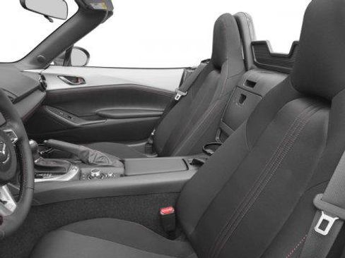 Used 2016 MAZDA MX-5 Miata Club image 11