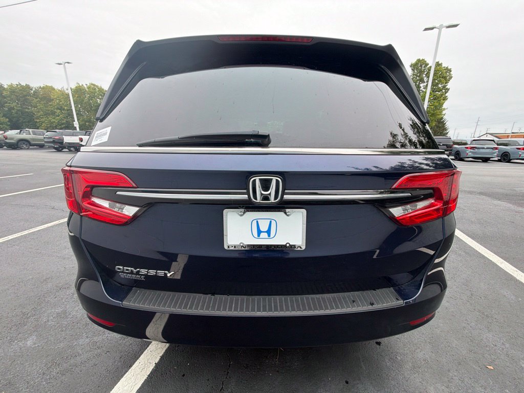 Certified 2024 Honda Odyssey EX-L image 4