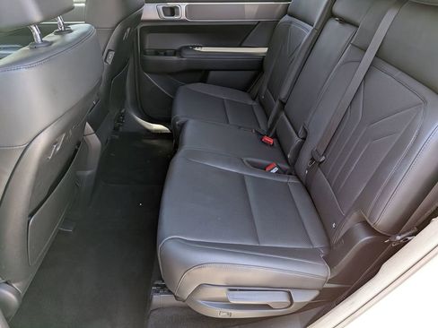 Used 2025 Hyundai Santa Fe SEL image 18